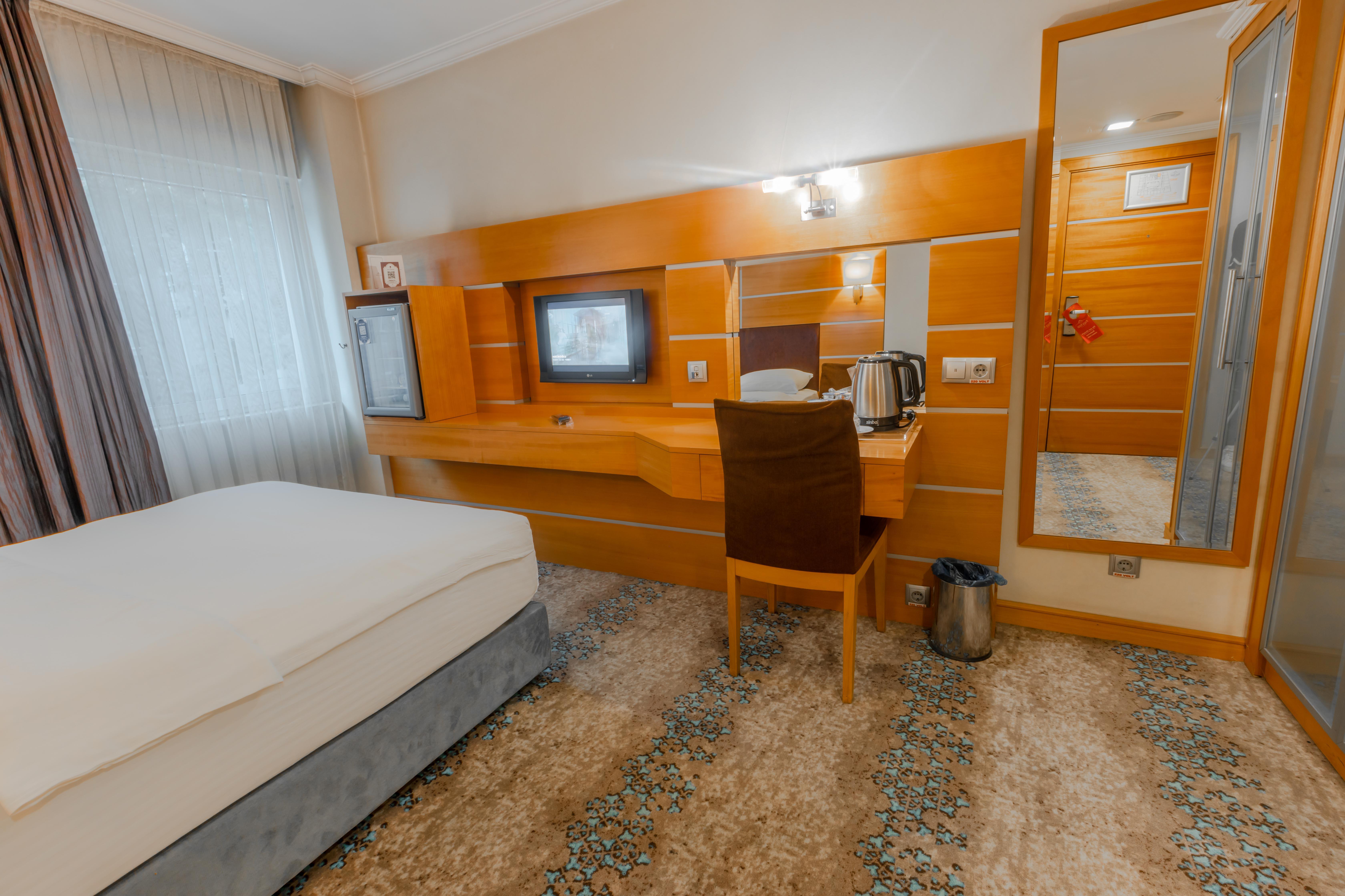 Ankara Plaza Hotel Exteriör bild
