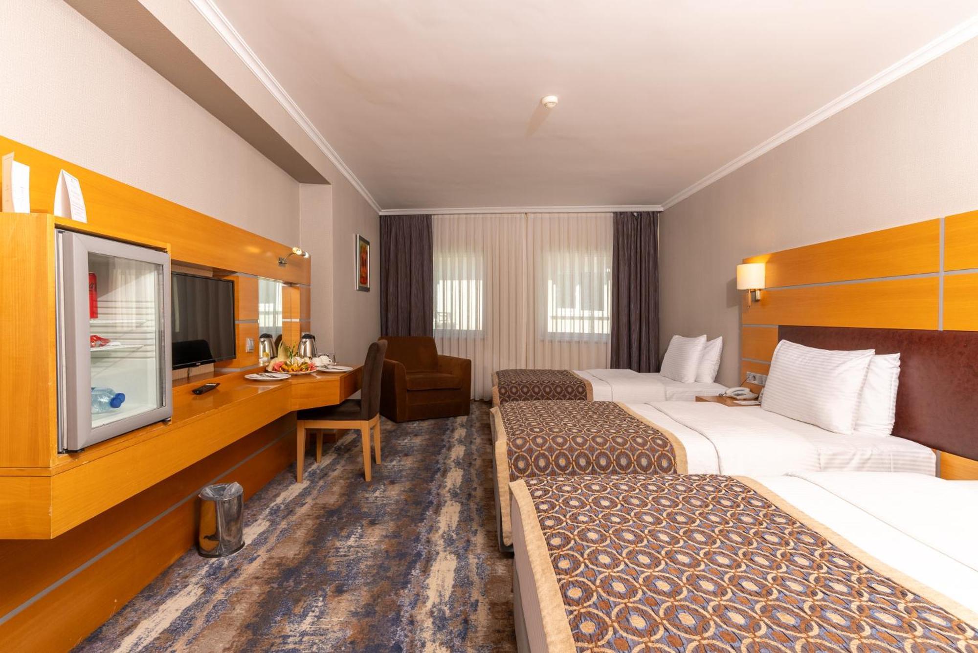 Ankara Plaza Hotel Exteriör bild