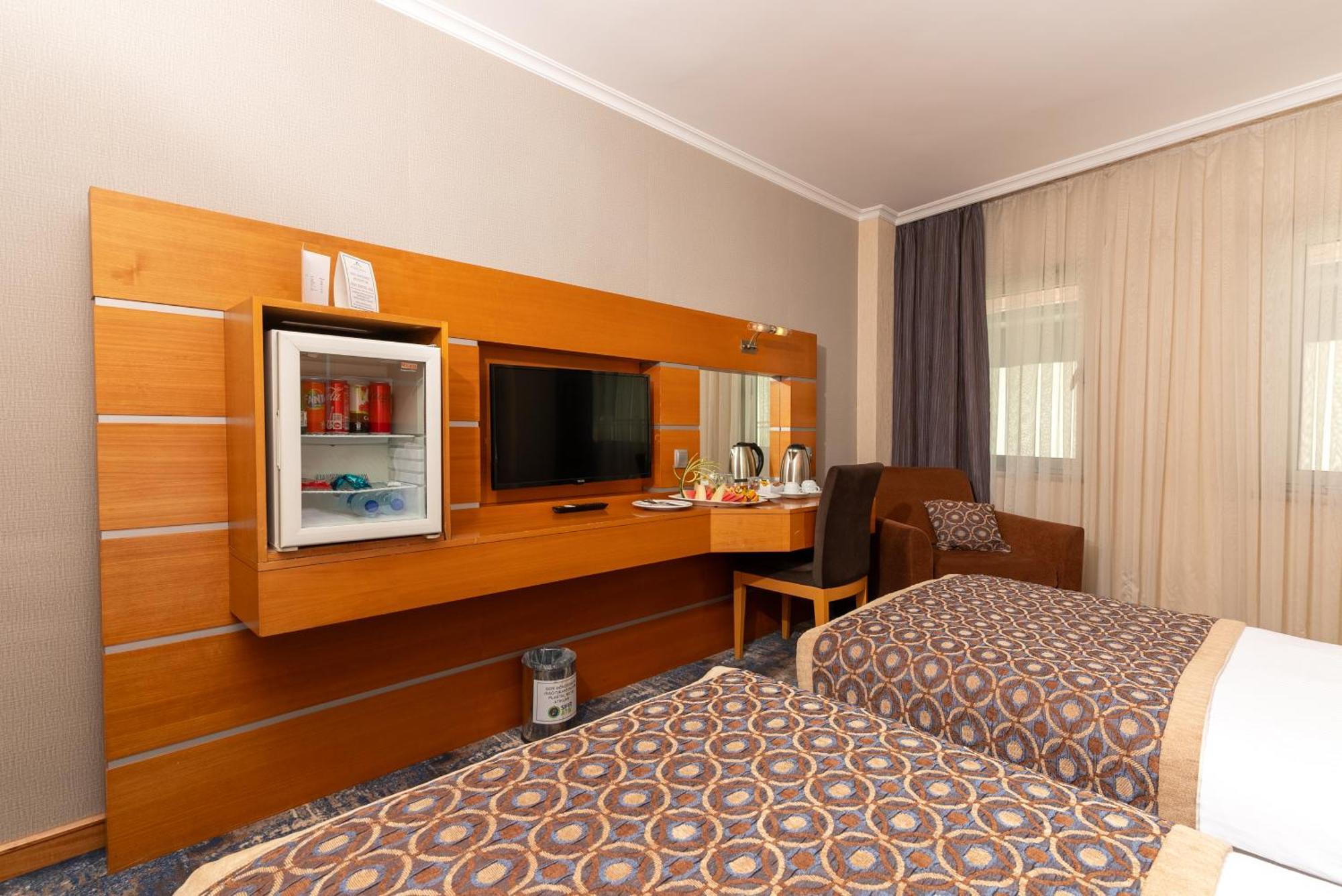 Ankara Plaza Hotel Exteriör bild